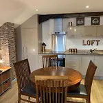 The Loft- Industrial Style Flat Windermere