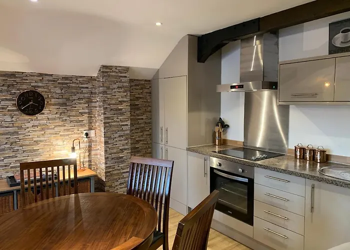 The Loft- Industrial Style Flat * Windermere