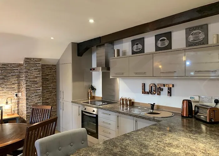 The Loft- Industrial Style Flat * Windermere